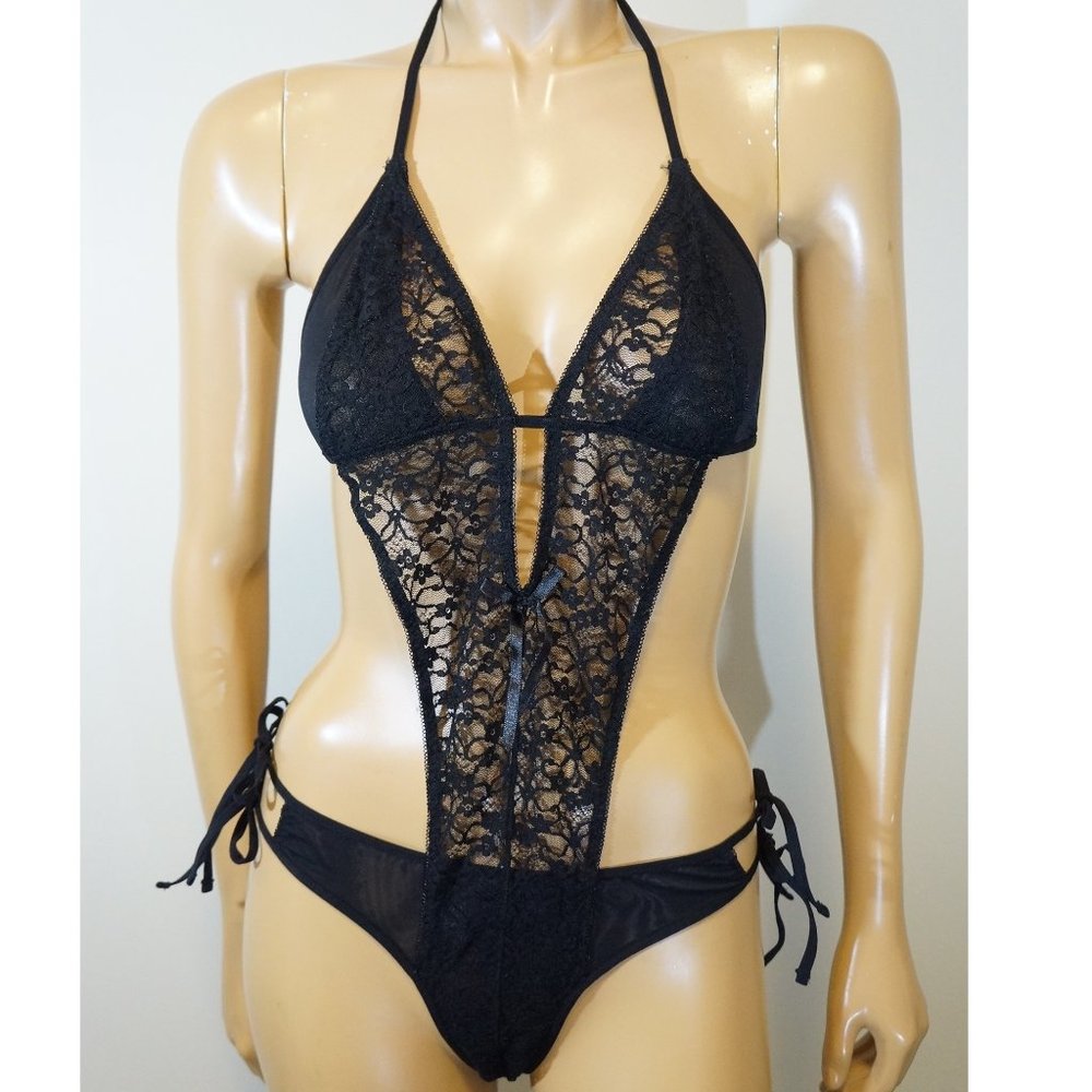 NWT La Vie en Rose Lingerie